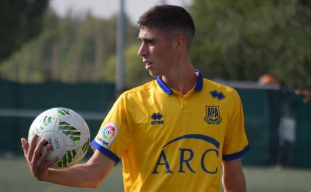 Diéguez, con la camiseta del Alcorcón.