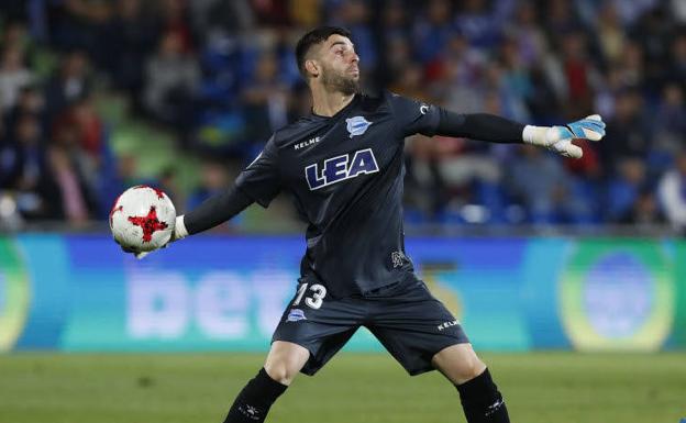 Antonio Sivera ha sido convocado por Albert Celades./LFP