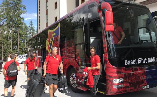 La expedición del Basilea llega a Lena.