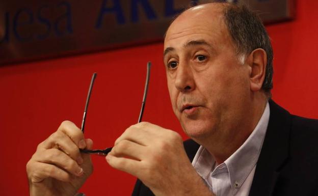 Querejeta en una rueda de prensa. /Jesús Andrade
