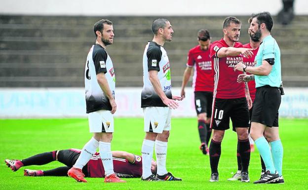 El Mirandés pierde en Tudela ante el noveno clasificado en una segunda vuelta en la que solo ha ganado a rivales de una menor entidad./ C. GIL