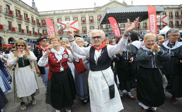 La Blanca 8 de agosto: Los veteranos toman las calles