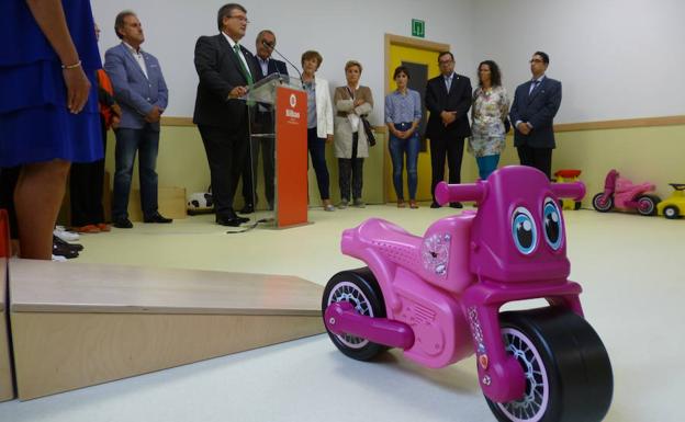 El alcalde Aburto, en la inauguración.
