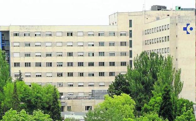 El hospital Txagorritxu, a donde acudieron Iara y su pareja en dos ocasiones./Rafa Gutiérrez