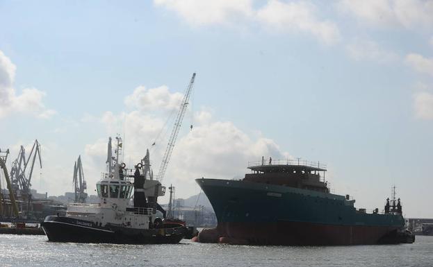 Botadura del atunero 'Gevred' en 2015./