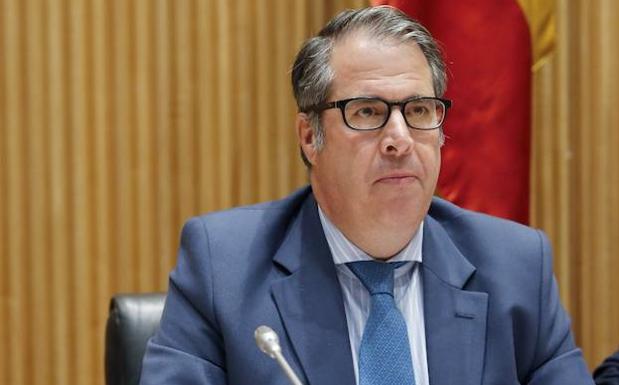 Serrano, durante la comparecencia. /J. P. Gandul (Efe)