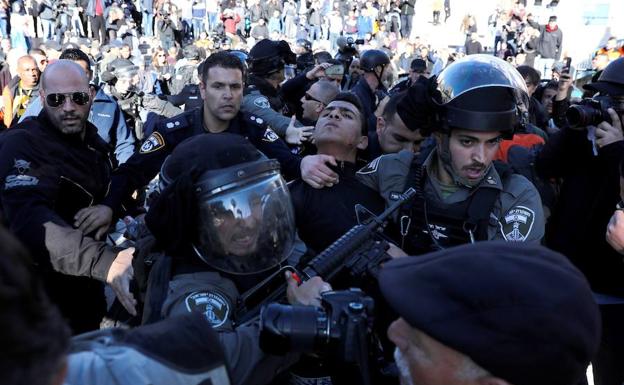 Dos palestinos muertos por disparos en los enfrentamientos de protesta en el Día de la Ira
