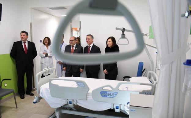 Lehendakariak ohe berriak bisitatu zituen atzo./Luis Ángel Gómez