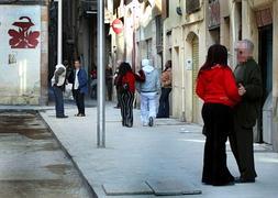 Prostitutas en el barrio del Raval en Barcelona. / Foto: I. Baucells | Vídeo: Atlas/
