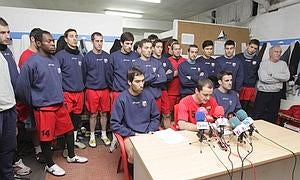 Los futbolistas ofrecieron una rueda de prensa en enero para denunciar la situación económica./