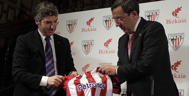 Josu Urrutia y José Luis Bilbao, en una imagen de archivo./ L.A. Gómez/