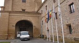 El parador riojano de Santo Domingo Bernardo Fresneda, en Santo Domingo de la Calzada, es uno de los afectados por el cierre. /Albo-Atlas/
