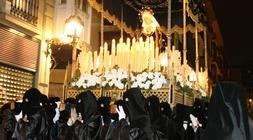 'La Soledad' pudo salir de procesión. /P. Urresti/