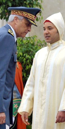 DE CONFIANZA. Benslimane charla con Mohamed VI. / EPA/