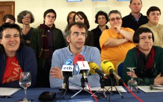 Aspuru, Laespada y Rodríguez, ayer en Bilbao. / M. Atrio/