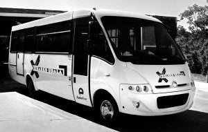 Modelo y diseño de los microbuses que a partir de 2010 ofrecerá el servicio de transporte público urbano en Eibar. ::
EL CORREO/