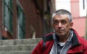 Aingeru Sanz, absuelto de una acusación de maltrato, pelea por volver a ver a su hija. :: MITXEL ATRIO/