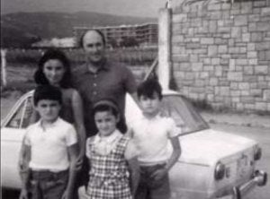 Con la familia. Modesto Carriegas una de las primeras víctimas mortales del centro-derecha./