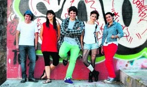 Los actores de la obra teatral 'Lotsa Gabe'. ::
E. C./