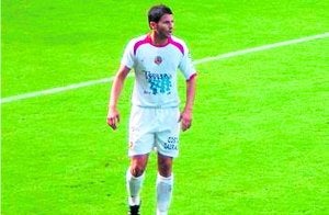 Aimar era titular indiscutible en el Teruel, donde en la última campaña ha marcado seis goles. ::
E. C./