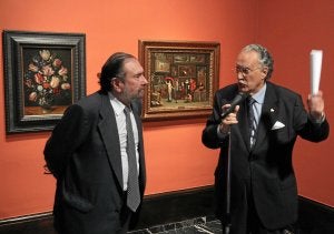 Viar y Azkuna presentan la obra, que se puede ver al fondo. / Telepress/