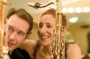 La vocalista Stacey Kent tocará hoy en Getxo junto a su marido, el saxofonista Jim Tomlinson. /E. C./