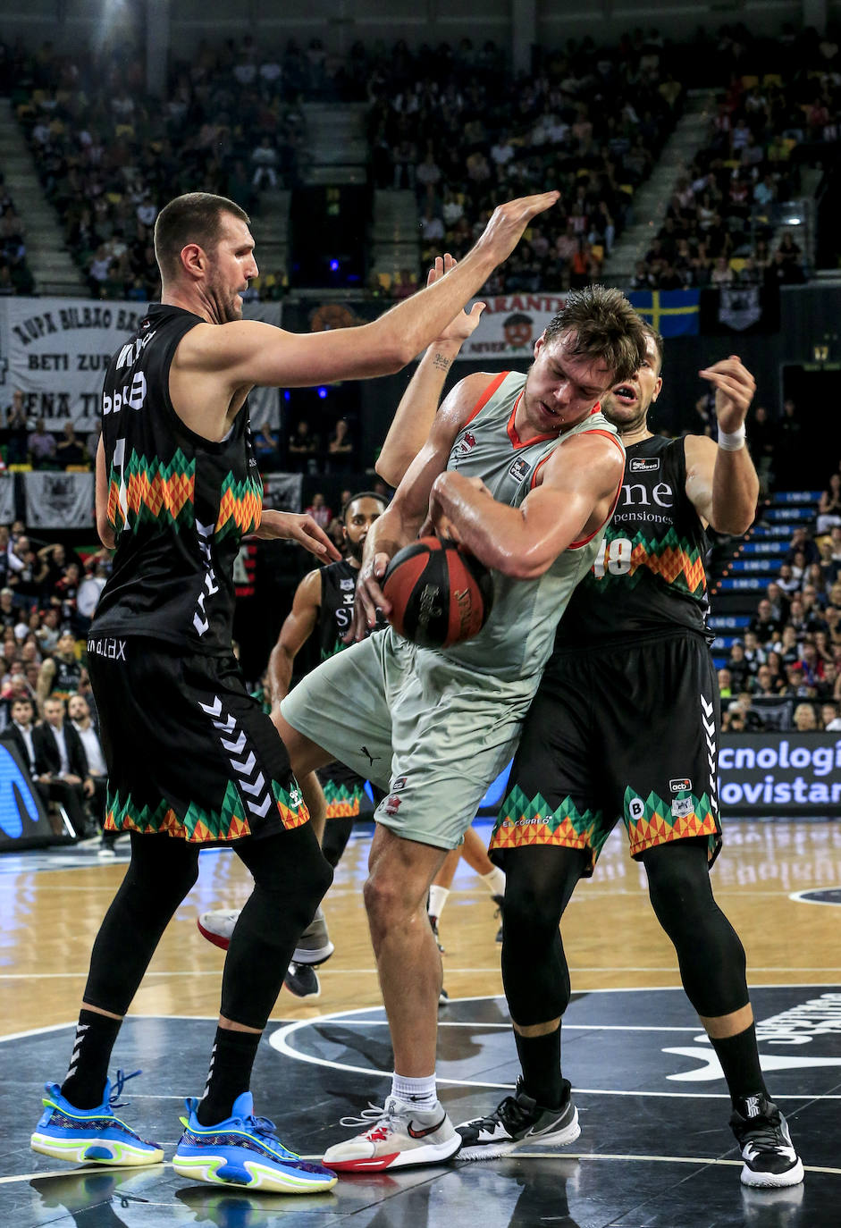 Las mejores fotos del Bilbao Basket - Baskonia