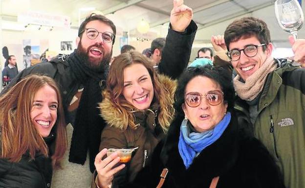 Conocer mujer de la trinitat nova Conocer mujer de la trinitat nova