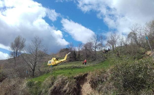 Fallece una niña de 3 años al volcar el tractor que conducía su padre en Cantabria 4 accidente nina2 kGQF