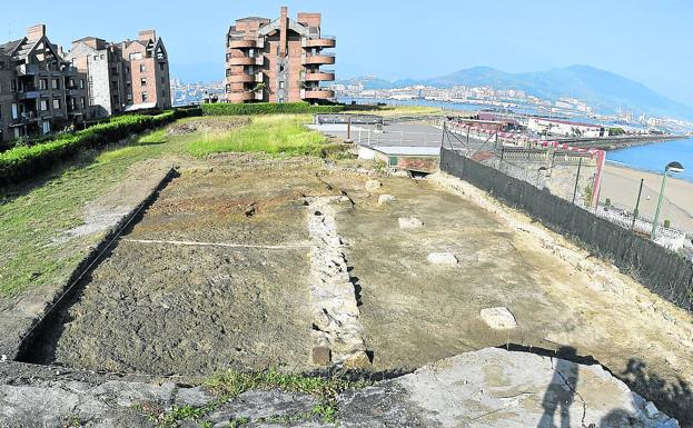 Panorámica de las excavaciones realizadas por los arqueólogos de la UPV./G. A.