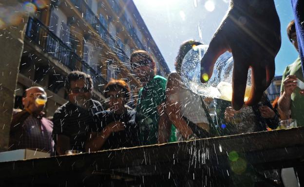 Fiesta De La Sidra En Barakaldo El Correo