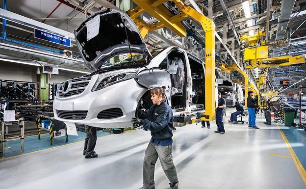 Mercedes negocia un ERTE y Euskadi se prepara para un aluvión de ajustes