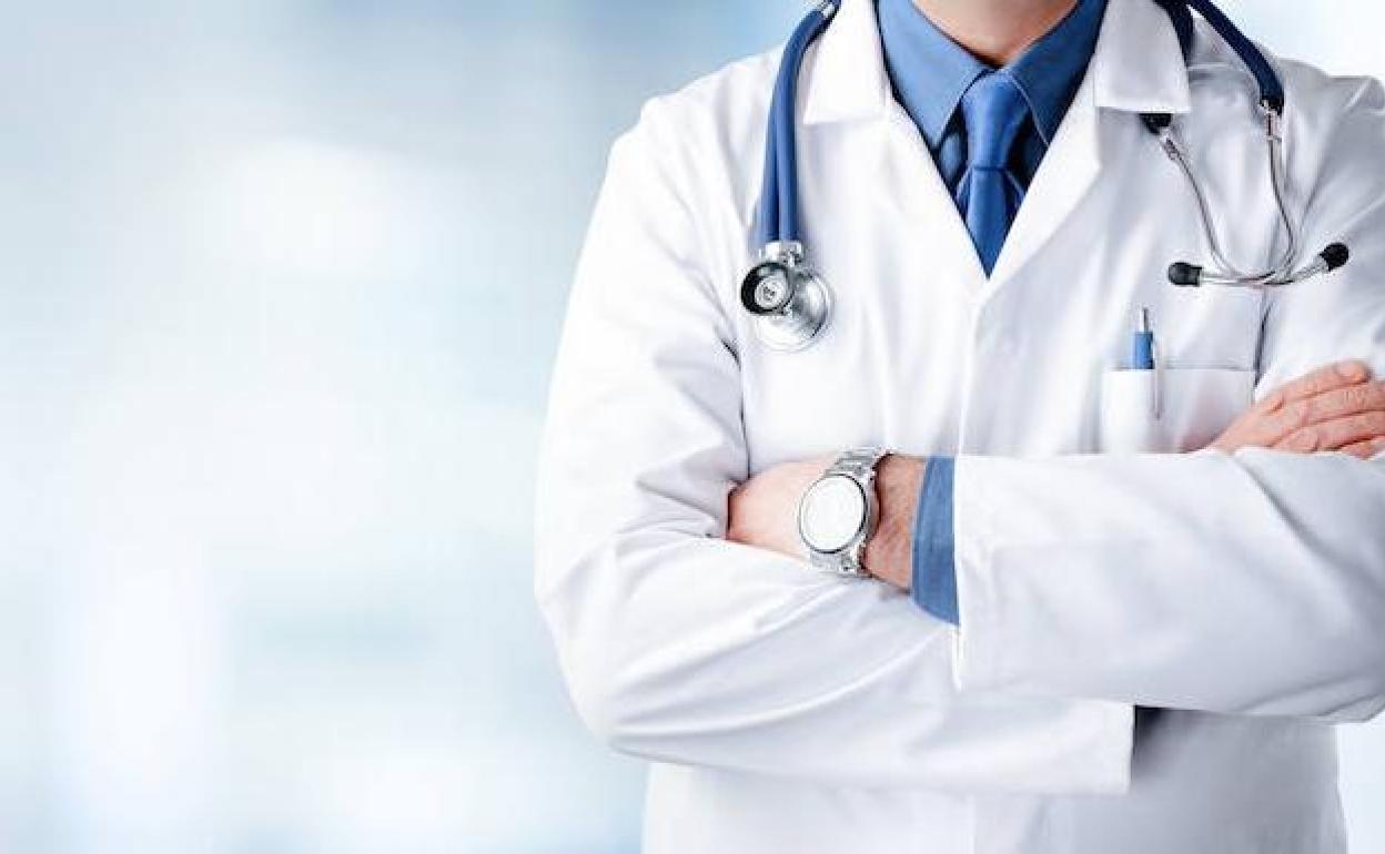 Los médicos exigen que el contagio sea accidente laboral | El Correo