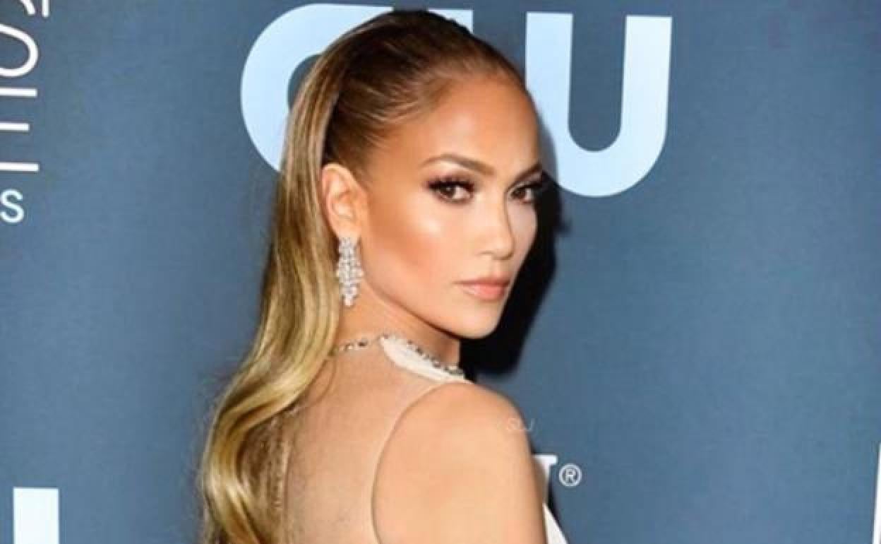 Pelo Largo A Partir De Los 50 Jennifer Lopez Dice Si Con Su Impactante Cambio De Look El Correo