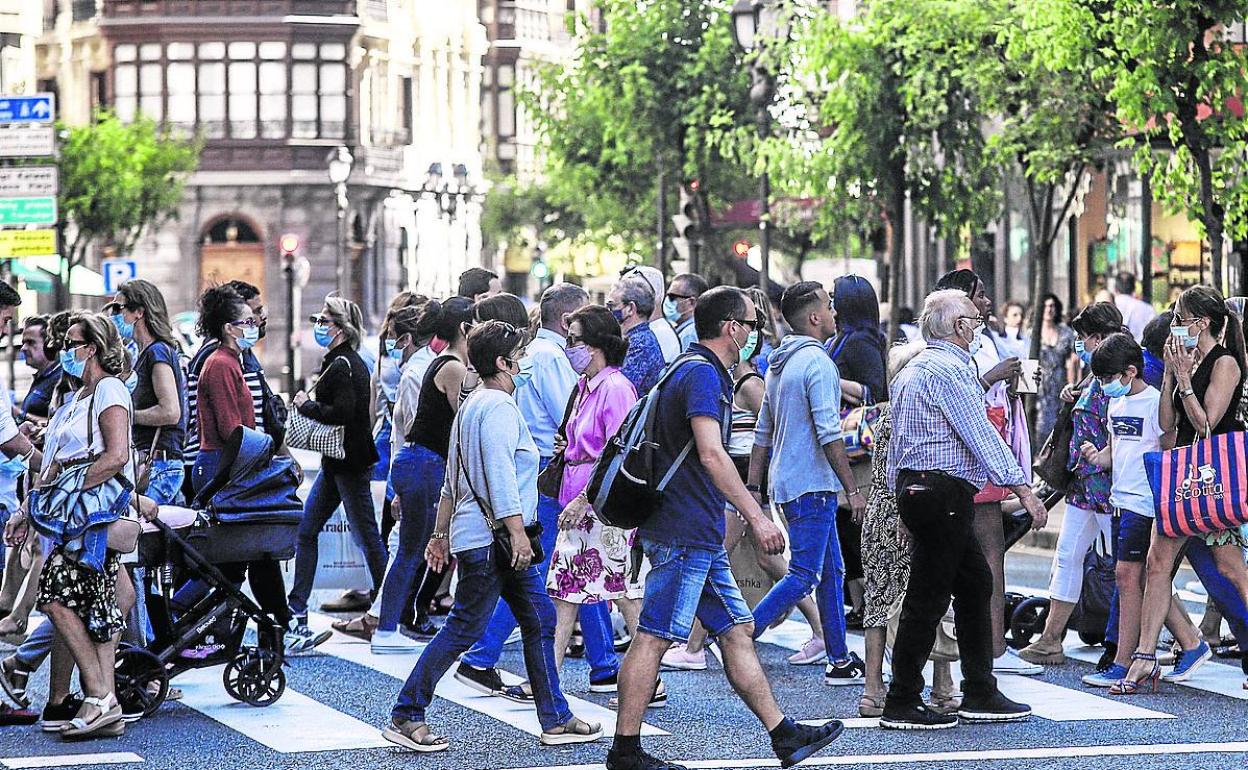 Cuántos Habitantes Tiene El País Vasco La población de Bizkaia crece de forma leve empujada por Bilbao y Barakaldo  | El Correo