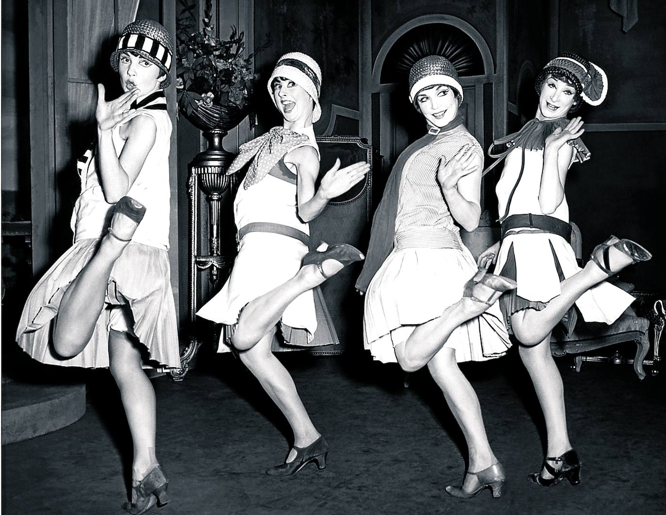 El aleteo de los brazos al bailar les valió el nombre de 'flappers'. /