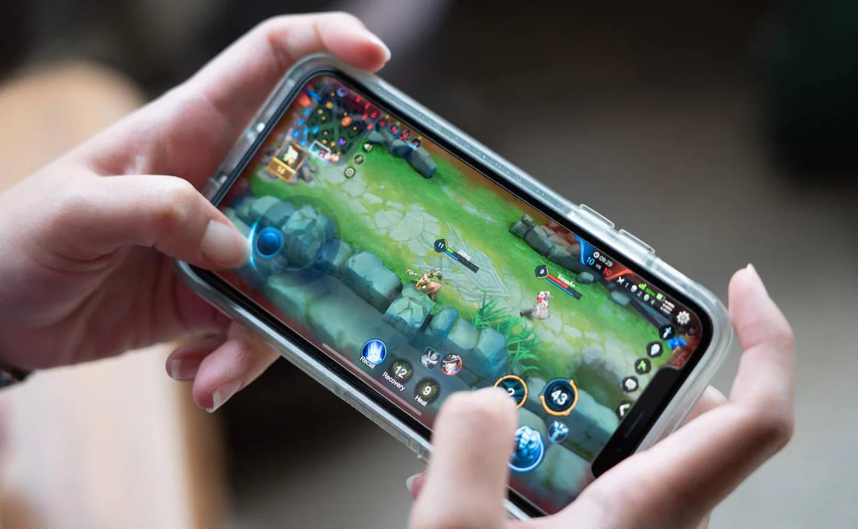 Cuáles han sido los juegos para móvil más adictivos de la historia? | El  Correo