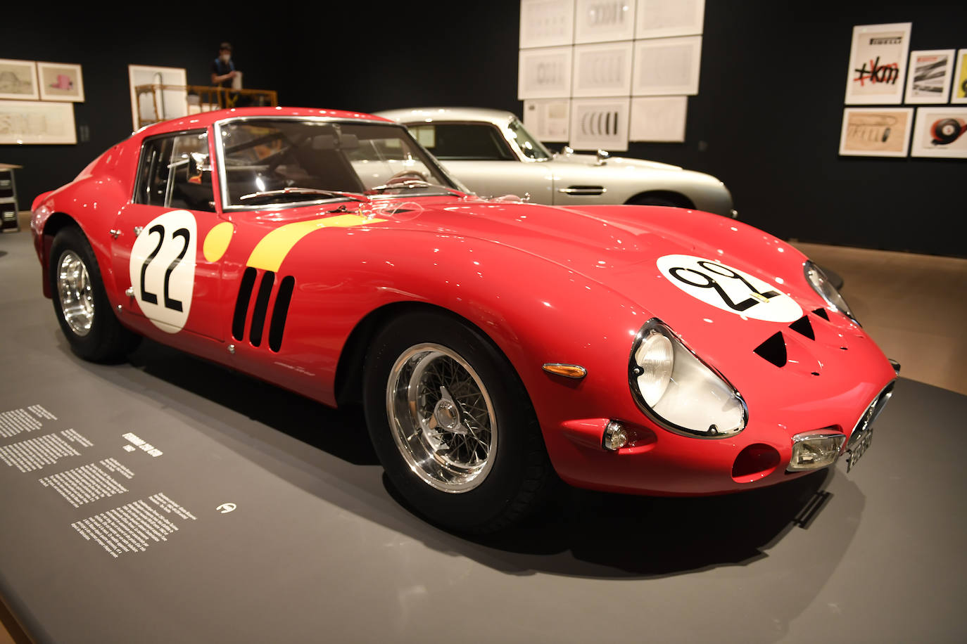 ferrari.jpg