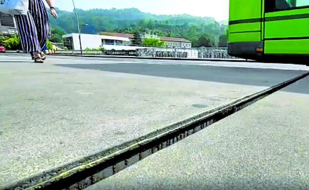 Bilbao offers an examination to the Deusto Bridge after instability is detected