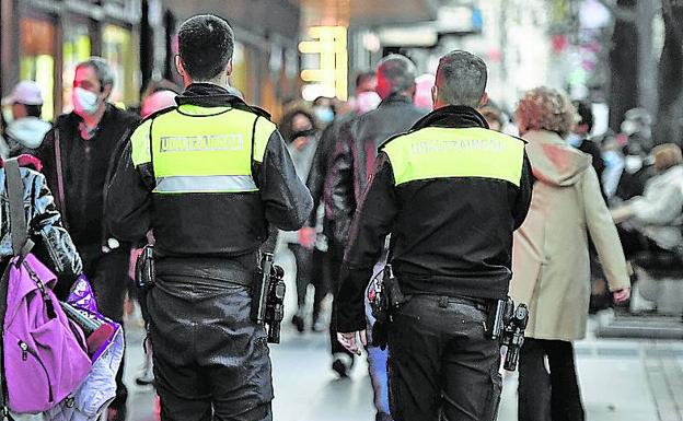 La Policía Municipal de Bilbao se refuerza con 42 agentes interinos