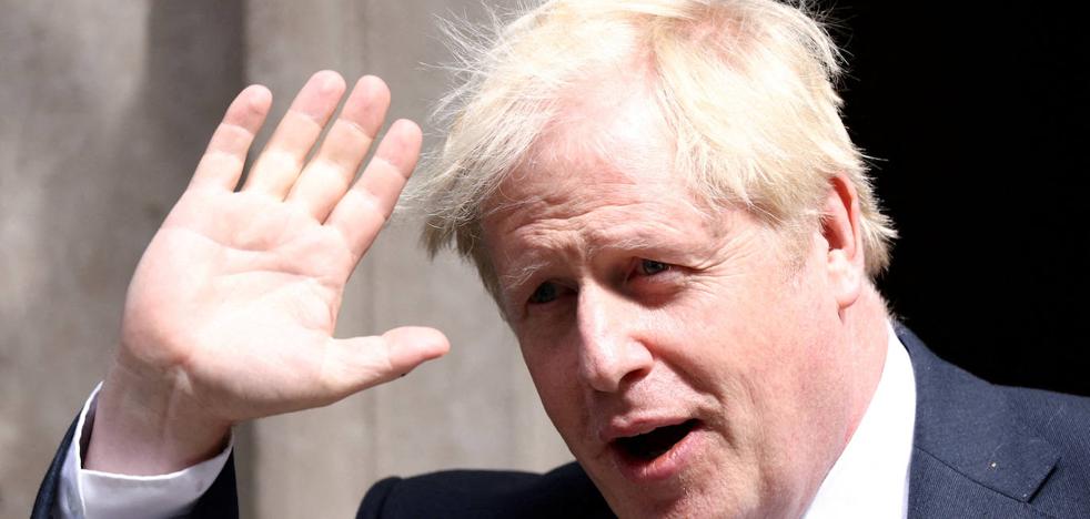 Boris Johnson maneuvers to return to Downing Street as the only candidate capable of avoiding the debacle of the ‘Tories’
